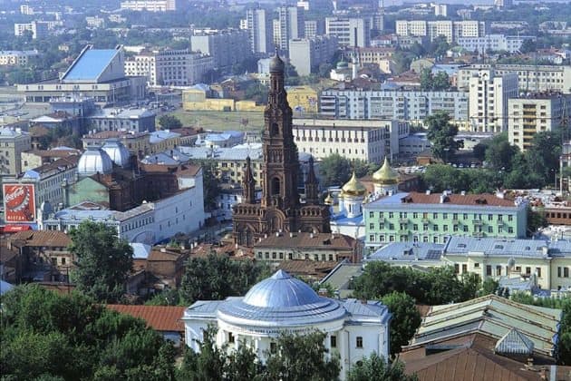 Старинные улицы Казани — Кремлёвская и Баумана